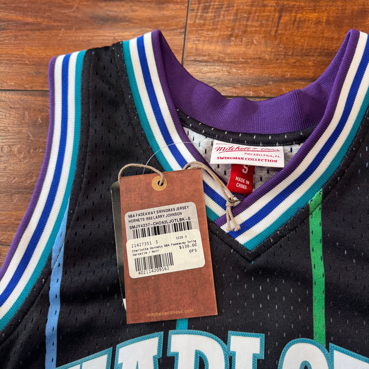 NWT Mitchell & Ness Charlotte Hornets Johnson Jersey Sz S