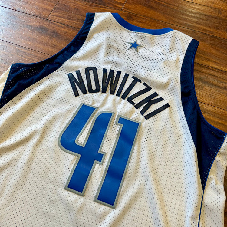 Nike 00’s Dirk Mavs Jersey Sz 2X