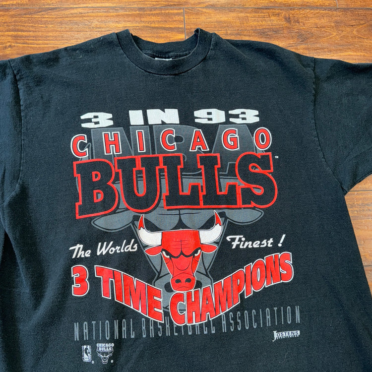 Jostons Chicago Bulls 3-Peat Champs Tee Sz XL