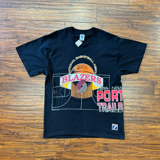 NWT Logo 7 90’s Blazers Court Tee Sz L