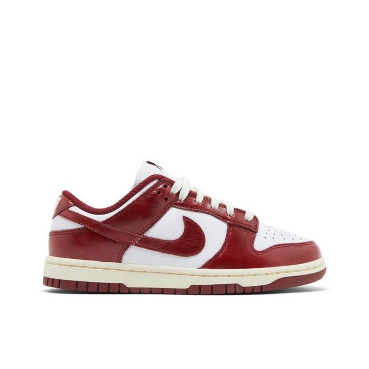 DS W Nike Dunk Low Vintage Team Red Women’s 6/4.5M