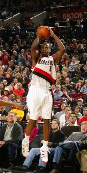 Reebok 00’s Portland Trail Blazers Martell Webster Home Jersey Sz YL