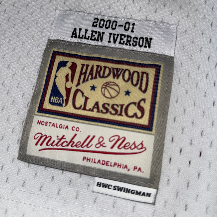 MN Philadelphia 76ers Allen Iverson Jersey Sz S