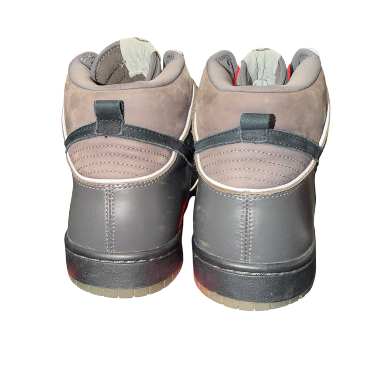 PREOWNED Nike SB Dunk High MF Doom Sz 13