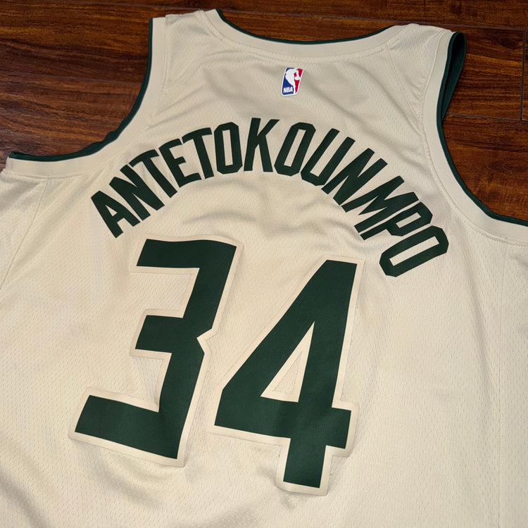 Nike Milwaukee Bucks Giannis Antetokounmpo City Edition Jersey Sz L