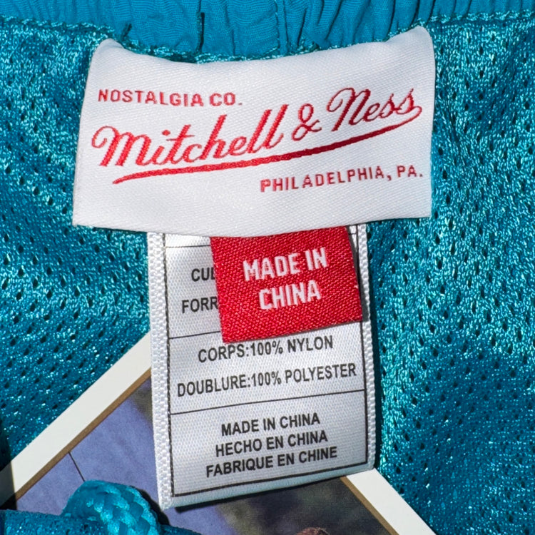 Mitchell & Ness Charlotte Hornets Shorts Sz M