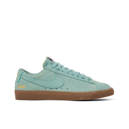 Nike SB Blazer Low GT Supreme Canon Deadstock