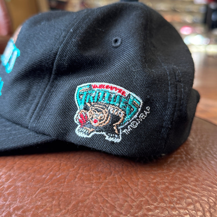 NWOT Champion Vancouver Grizzlies Hat