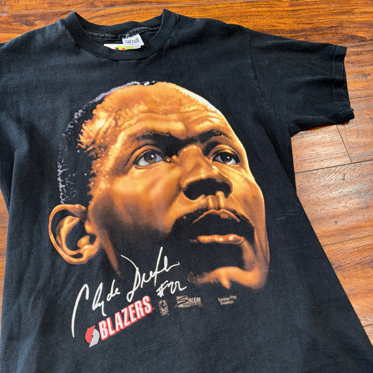 Salem Sportswear Clyde Drexler  Big Head Tee Sz L