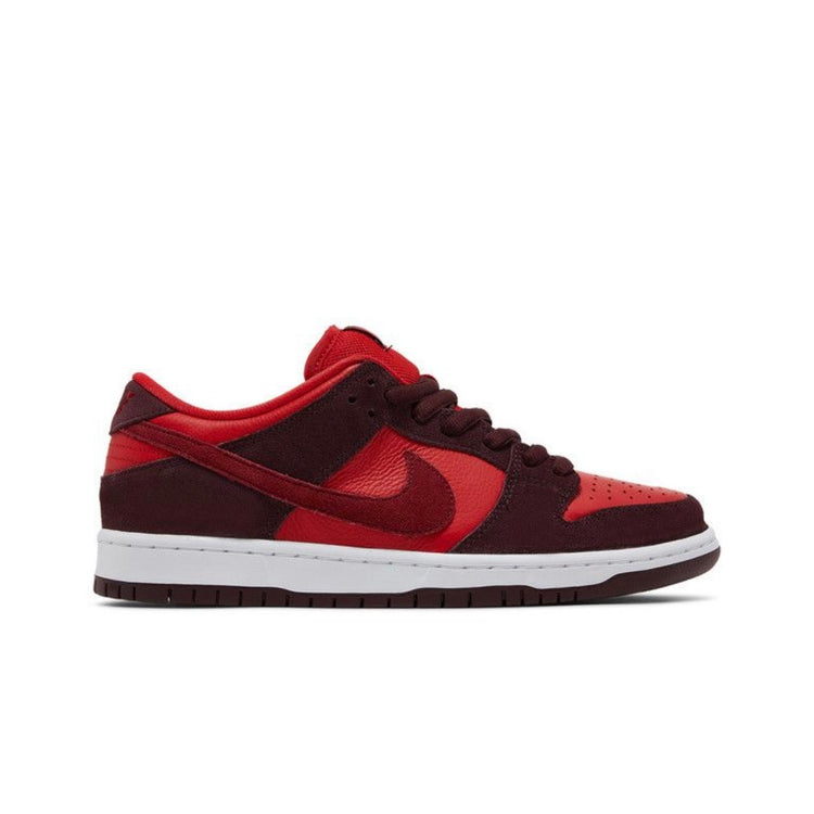 DS Nike Dunk Low SB Cherry Men’s 11.5