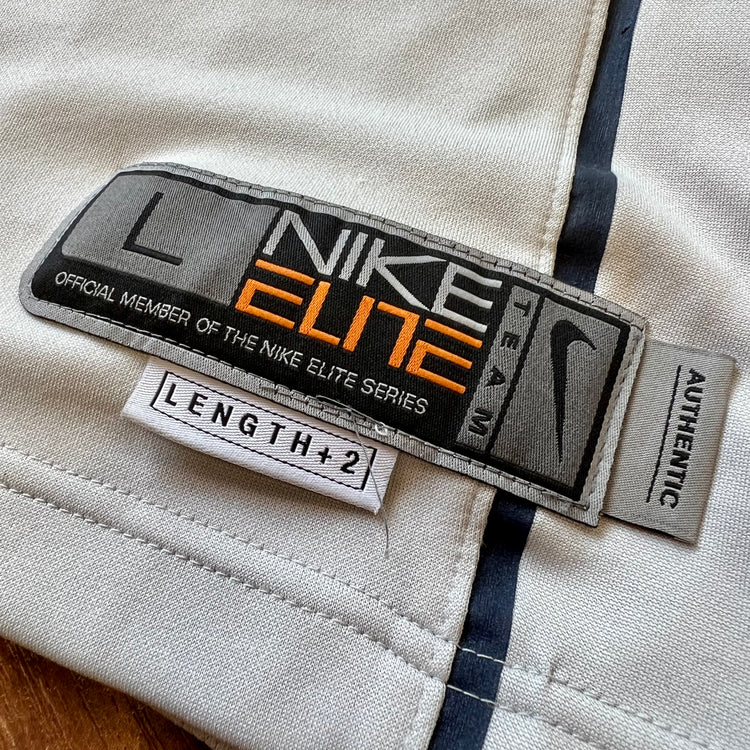 Nike Elite 00’s UCONN Kemba Walker Jersey Size L